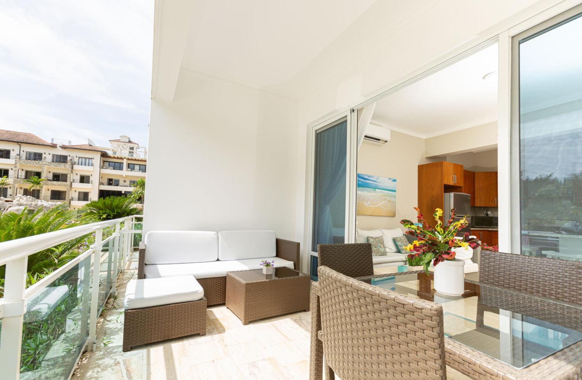 Suites At Grand Laguna Beach By Calisto Stays Sosua Exterior photo