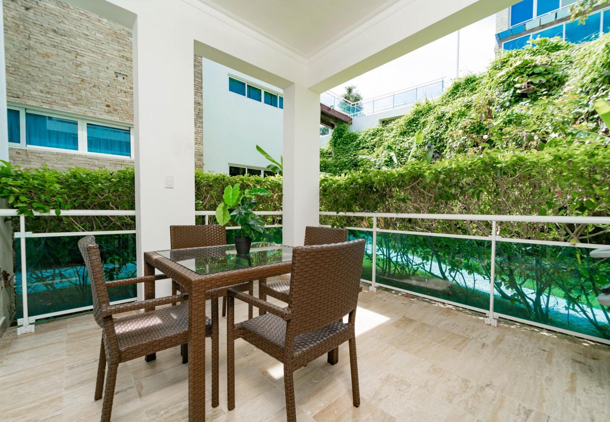 Suites At Grand Laguna Beach By Calisto Stays Sosua Exterior photo